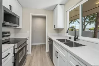 Photo #1: 260009830 Listing
