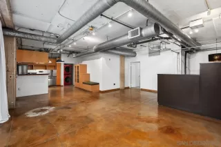 Photo #5: 260009843 Listing 