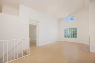 Photo #3: 260009863 Listing 