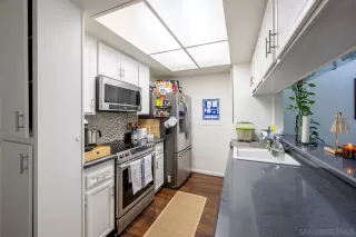 Photo #5: 260009872 Listing 