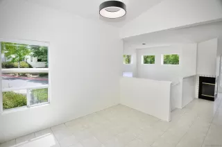 Photo #3: 260009900 Listing 