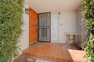 Photo #4: 260009917 Listing 