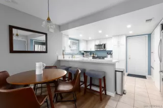 Photo #3: 260009943 Listing 