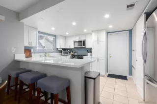 Photo #4: 260009943 Listing 