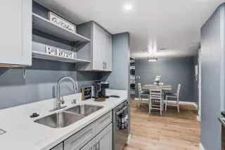 Photo #4: 260009948 Listing 