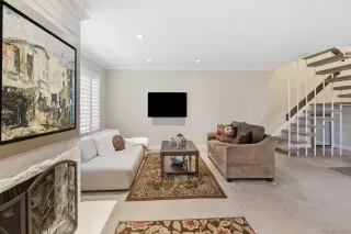 Photo #2: 260009967 Listing 