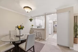 Photo #5: 260009967 Listing 