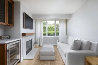 Photo #2: 260009979 Listing 