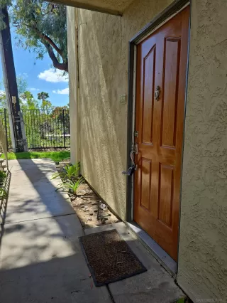 Photo #2: 260009995 Listing 