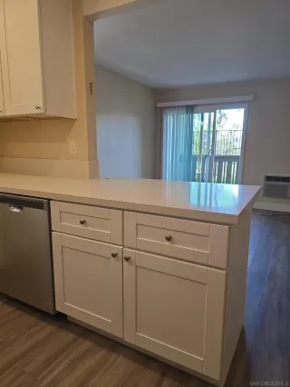 Photo #6: 260009995 Listing 