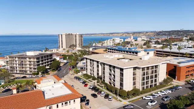 MLS: 2600100 Condo For Sale