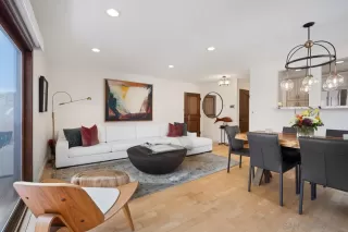 Photo #4: 260010015 Listing 