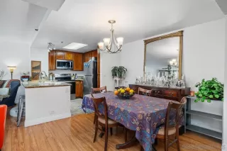 Photo #5: 260010021 Listing 