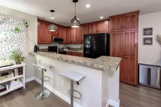 Photo #3: 260010043 Listing 