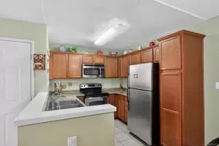 Photo #5: 260010087 Listing 