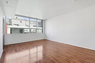 Photo #3: 260010095 Listing 