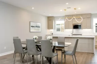 Photo #5: 260010126 Listing 