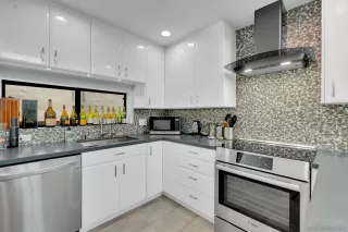 Photo #6: 260010127 Listing 