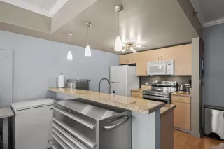 Photo #1: 260010130 Listing 