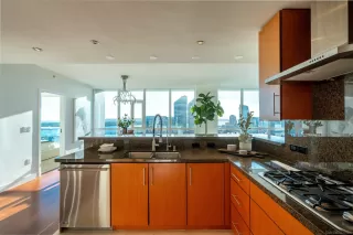 Photo #6: 260010150 Listing 