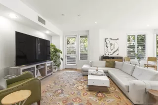 Photo #5: 260010154 Listing 