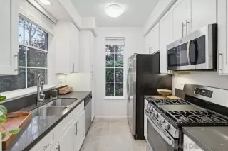 Photo #6: 260010156 Listing 