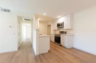 Photo #3: 260010178 Listing 