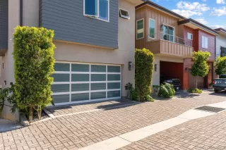 Photo #2: 260010211 Listing 