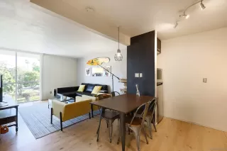 Photo #4: 260010241 Listing 