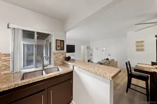 Photo #5: 260010282 Listing 