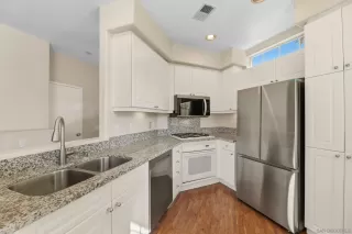 Photo #4: 260010292 Listing 
