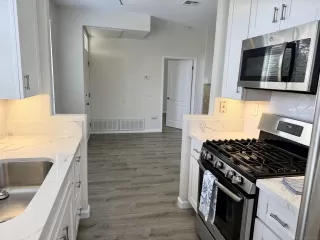 Photo #5: 260010296 Listing 