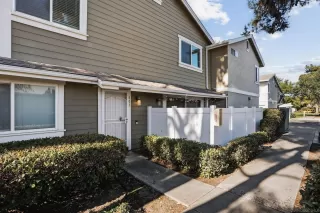 Photo #1: 2600103 Listing 