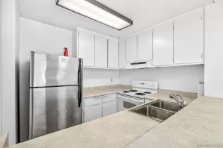 Photo #3: 260010345 Listing 