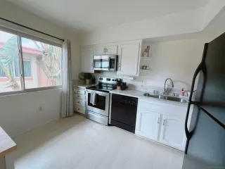 Photo #3: 260010348 Listing 