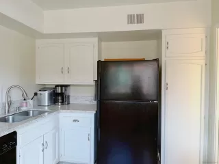 Photo #4: 260010348 Listing 