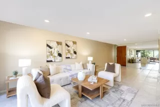 Photo #3: 260010354 Listing 