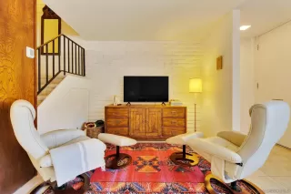 Photo #2: 260010396 Listing 