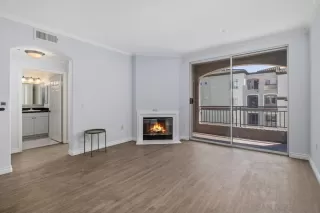 Photo #3: 260010409 Listing 