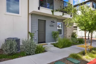 Photo #3: 260010426 Listing 