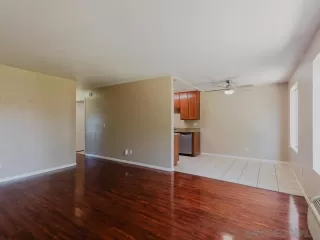Photo #4: 260010483 Listing 