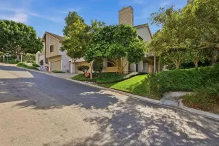 Photo #2: 260010487 Listing 