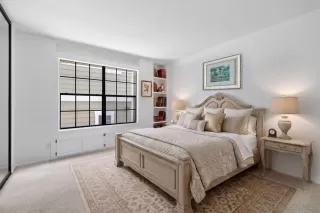 Photo #4: 260010496 Listing 