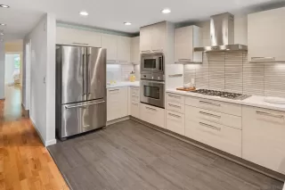 Photo #2: 260010535 Listing 