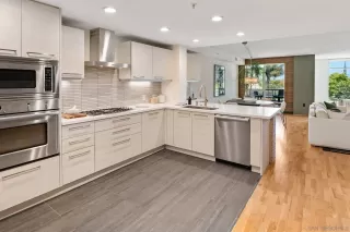 Photo #5: 260010535 Listing 