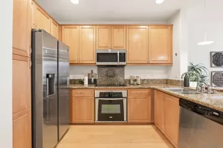 Photo #4: 260010556 Listing 