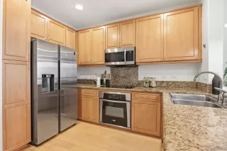Photo #5: 260010556 Listing 