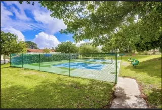 Photo #3: 260010560 Listing 