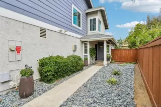 Photo #4: 260010582 Listing 