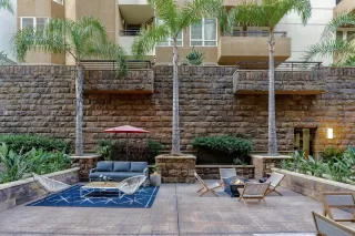 Photo #1: 260010589 Listing 